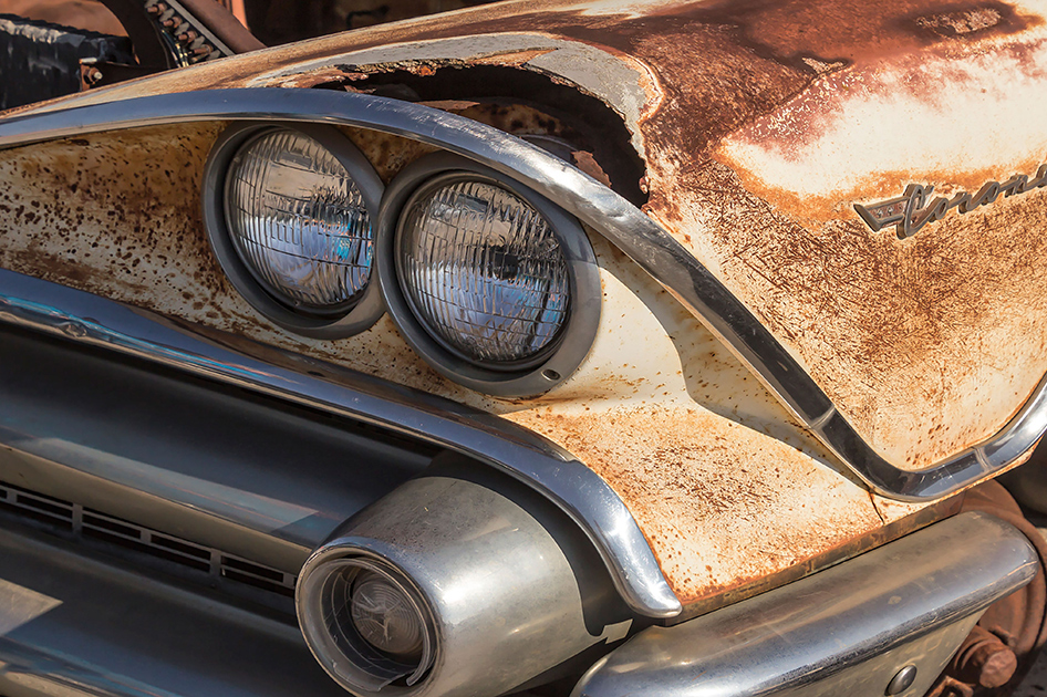 rusty car